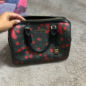 MK PURSE